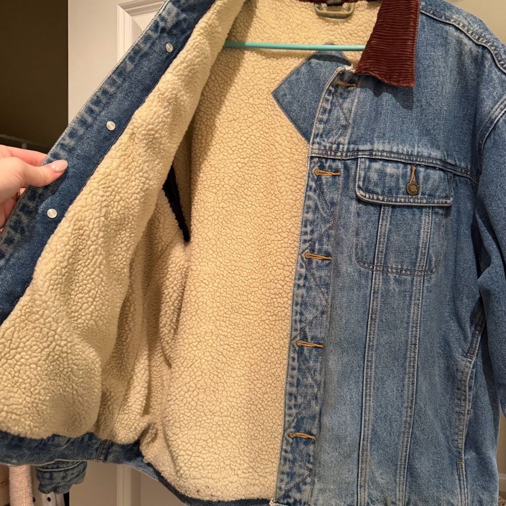 High Noon Vintage Denim Sherpa Lined Jacket with Corduroy Collar - Picture 6 of 9